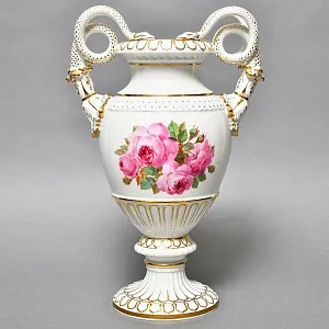 Редкость! Большая Фарфоровая ваза «Розовый куст», MEISSEN / МЕЙСЕН Германия, начало ХХ века.