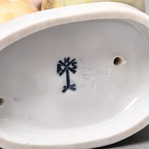 Коллекционная Фарфоровая статуэтка «Два Цыплёнка», Карл Энс / Karl Ens Германия, 30-е гг. ХХ века.