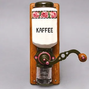 Старинная Настенная Ручная Механическая Кофемолка «GARANTI» Бельгия.