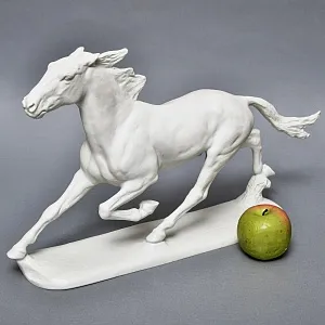 Редкость! Бисквитный Фарфор - Большая Статуэтка «Бегущий конь», ROSENTHAL Германия.