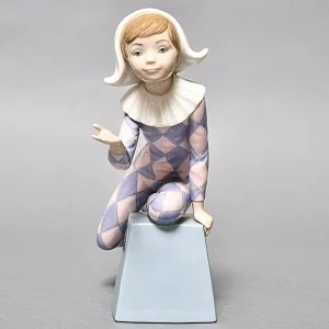 Коллекционная Фарфоровая статуэтка «Маленький Арлекин С», Lladro Испания, 1980 - 1985 годы.