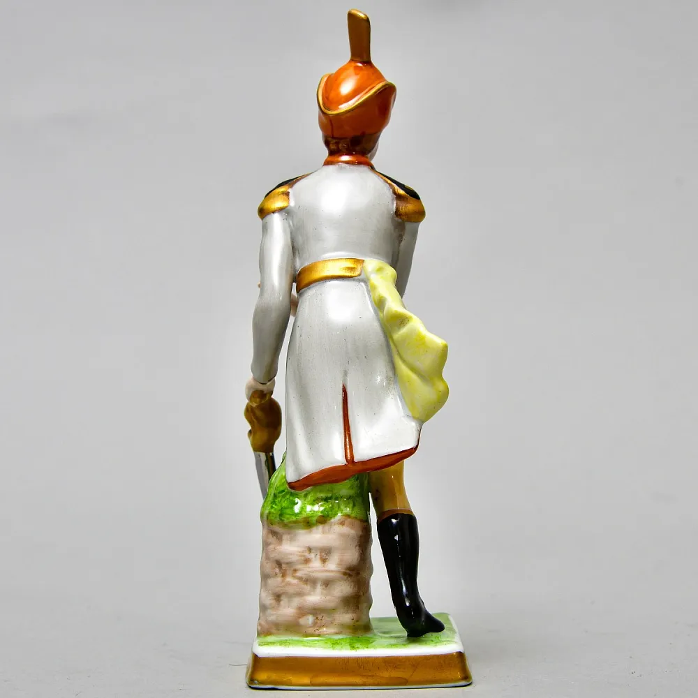 Коллекционная Фарфоровая Статуэтка «Солдат - Офицер кавалерии», Германия - вторая половина ХХ века.