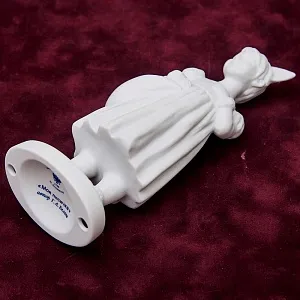 Коллекционная Авторская Статуэтка «Моя Лисичка» из серии «Детский Утренник», фарфор ИФЗ, Россия.