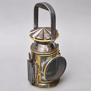 Редкость! Старинный Сигнальный Керосиновый Фонарь, C.EASTCATE & SON Ltd Англия -1944 год.