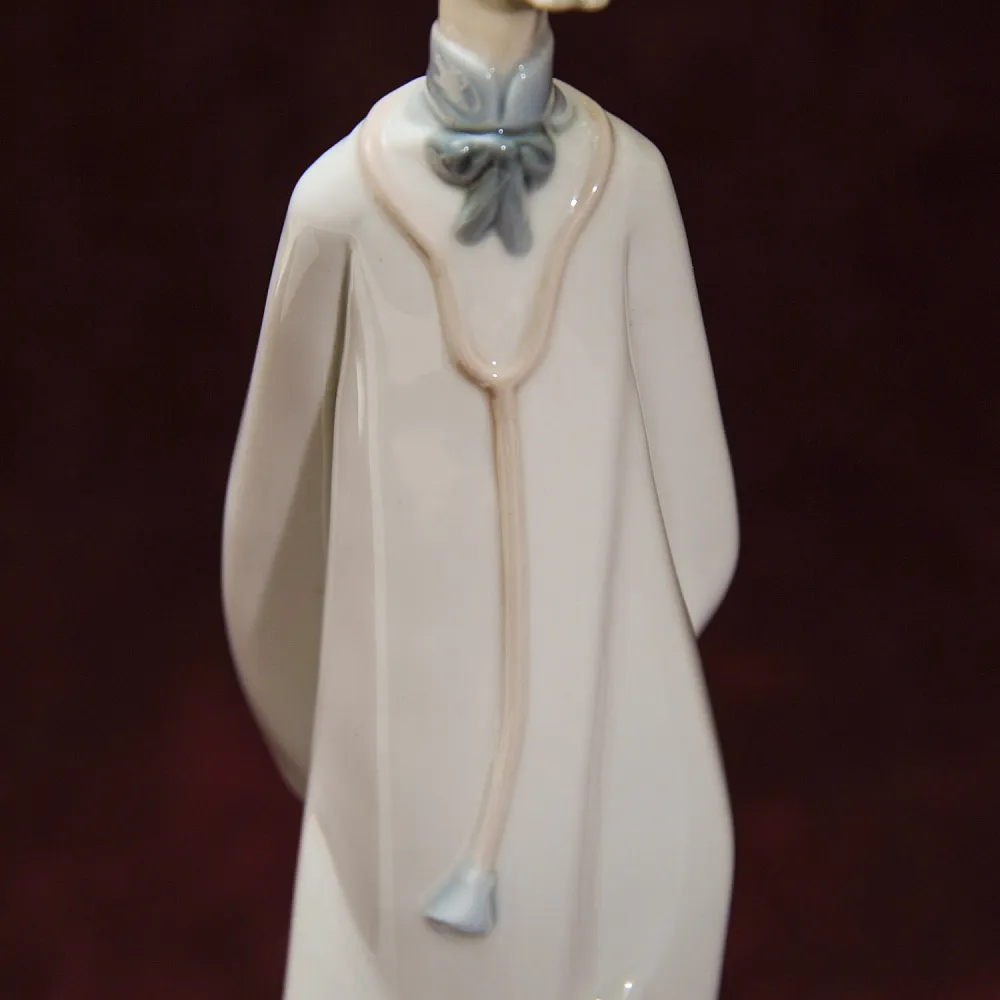 Большая Коллекционная Фарфоровая статуэтка «Земский доктор», Lladro Испания 1969 год.