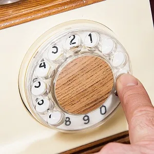 Дизайнерская Электрическая Настольная Лампа Светильник «Ретро Телефон».