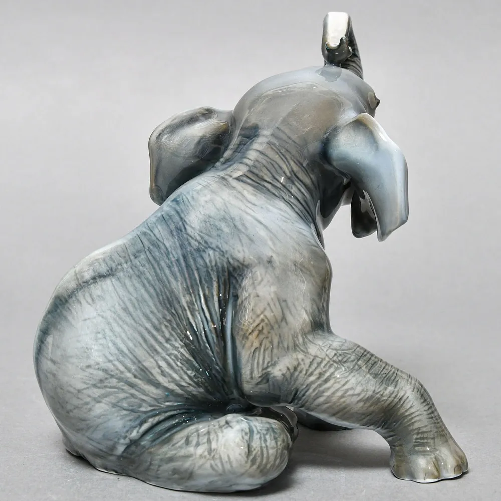 Антикварная Фарфоровая статуэтка «СЛОНЕНОК», ROSENTHAL Германия - 1929 год. 