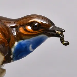 Коллекционная Фарфоровая статуэтка «Птица. Варакушка c добычей», Hutschenreuther Германия.