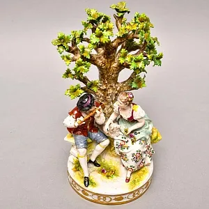 Большие Парные Фарфоровые статуэтки «Влюбленные», Ludwigsburg Германия, середина ХХ века. 