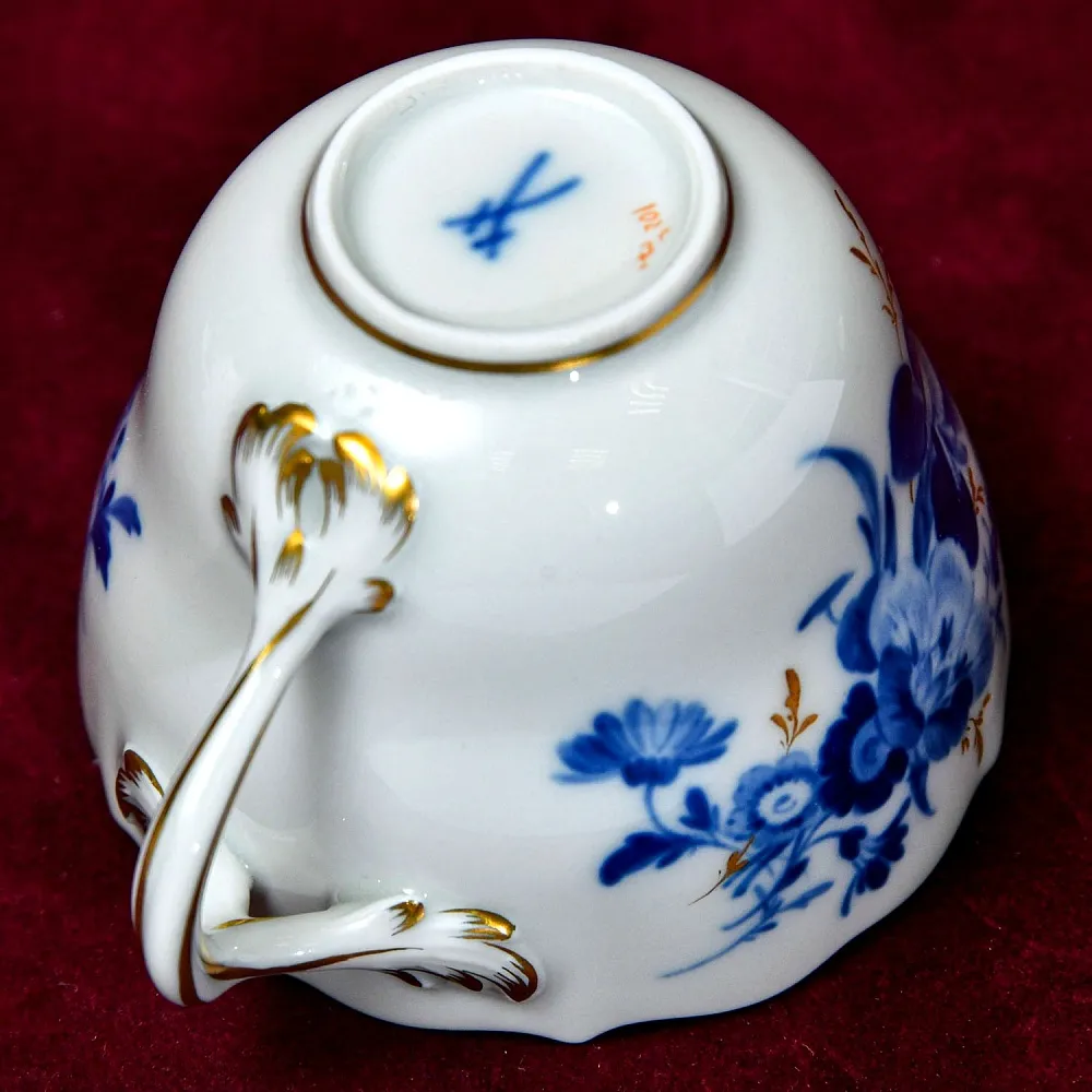 Коллекционная Фарфоровая Кофейная пара «Голубые цветы», MEISSEN / МЕЙСЕН Германия 50 гг.