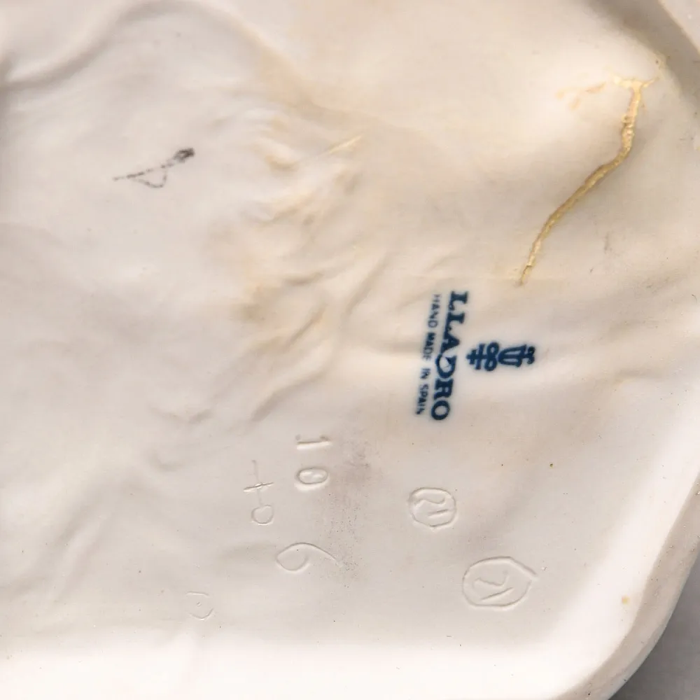 Коллекционная Фарфоровая статуэтка «Музыкант. ВИОЛОНЧЕЛИСТ», Lladro Испания 70-е годы.