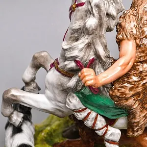 Антикварная Фарфоровая статуэтка «ОХОТА НА БЫКА», Scheibe-Alsbach Германия, первая половина ХХ века. 