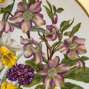 Коллекционная Тарелка «ЦВЕТЫ МАРТА» Фарфор, WEDGWOOD, Англия -1978 год.