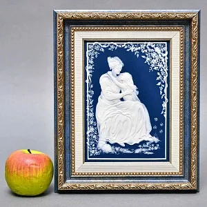 Фарфоровая Картина - Панно - Плакетка «Любовь. Мама и дочь»,  Villeroy&Boch Германия - 1979 год.