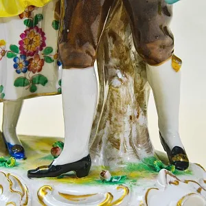 Антикварная Фарфоровая Статуэтка «Танцующая пара», VOLKSTEDT Германия -30 -е годы ХХ века.