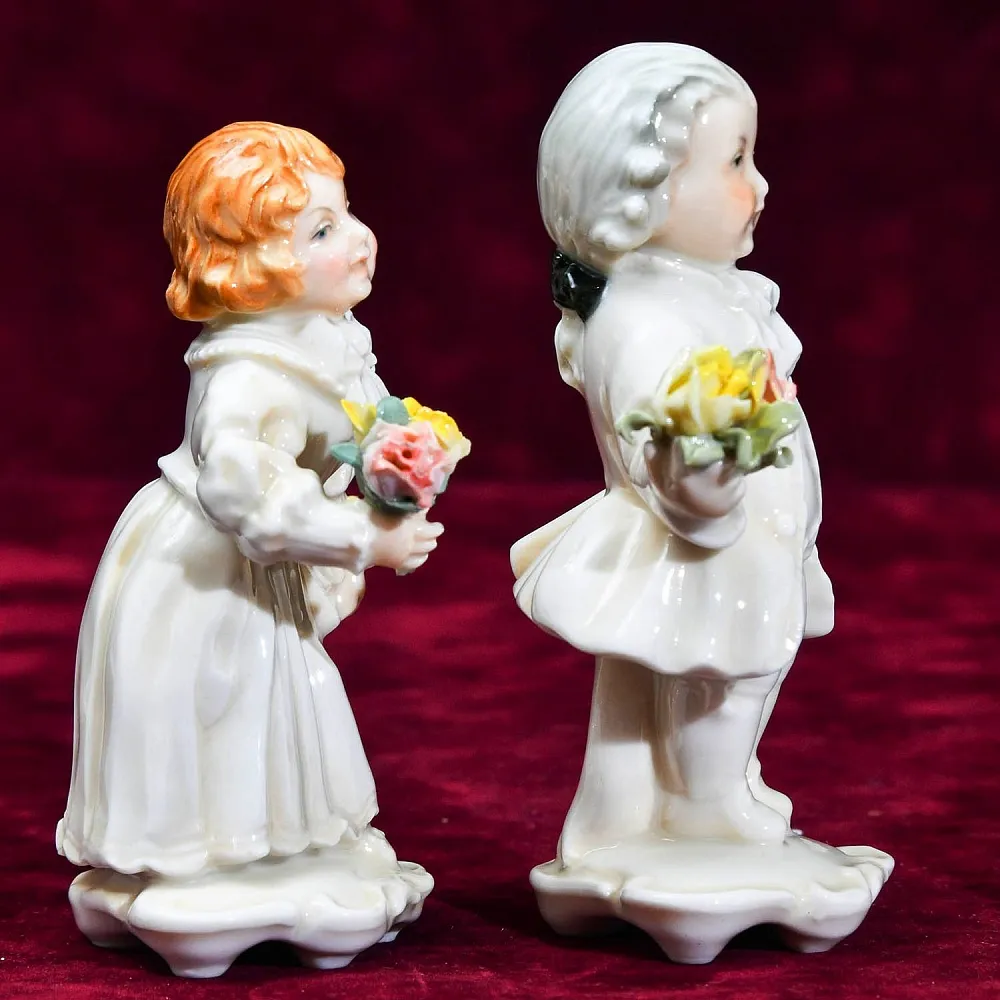 Парные Фарфоровые Статуэтки «Дети - Цветы для Мамы», Карл Энс / Karl Ens, Германия, 30-е гг.