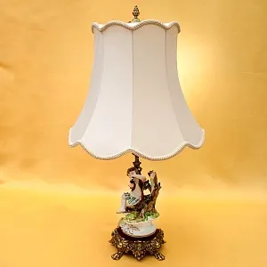 Электрическая Лампа - Светильник - Статуэтка «Мальчик с дудочкой» Фарфор Испания.