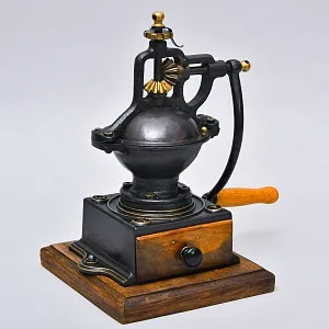 Антикварная Коллекционная Чугунная Ручная Механическая Кофемолка Франция, начало ХХ века.