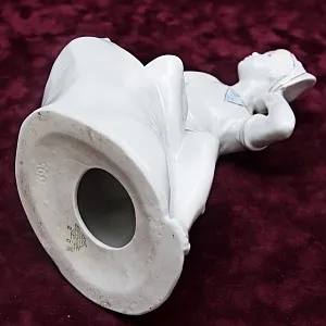 Фарфоровая Статуэтка «Петя Бачей», Городницкий Фарфоровый завод - СССР - 1957 год.