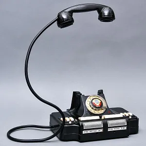 Настольная Электрическая Лампа - Светильник «Директорский Телефон КД-6 Гербовый» СССР - 1965 год.