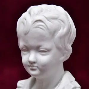 Фарфоровый Бюст - Статуэтка «МАЛЬЧИК. Александр Броньяр», Tharaud Limoges Франция.