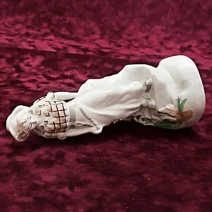 Фарфоровая Статуэтка «Девушка геолог» Барановский ФЗ - CCCР 50 -е годы ХХ века.