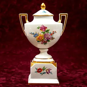 Коллекционный Фарфоровый Вазон - Ваза, Hutschenreuther Hohenberg, Германия первая половина ХХ века.