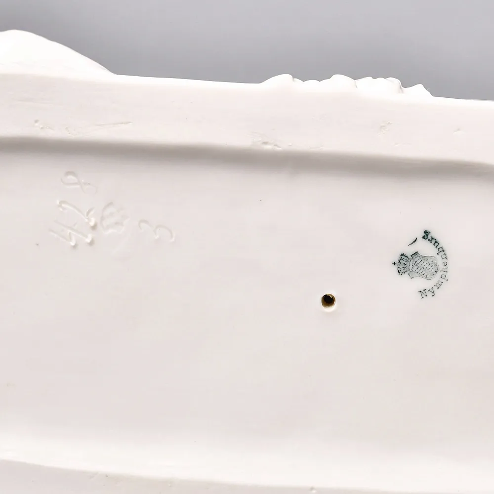 Коллекционная Фарфоровая статуэтка «Удивленная Собака. Сеттер», Nymphenburg Германия.