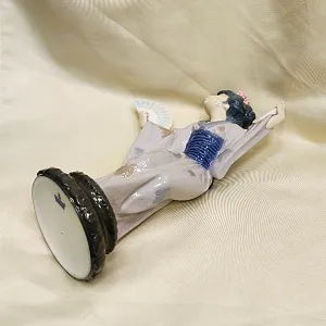Коллекционная Фарфоровая статуэтка «Гейша с веерами» Н - 29 см. Lladro, Испания - 1978 год.