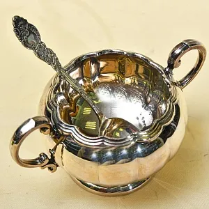 Винтажный Кофейный набор из 3-х предметов, Oneida Канада, середина ХХ века.