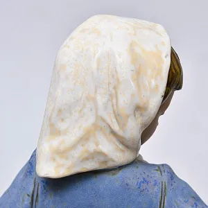 Коллекционная Фарфоровая статуэтка «Девочка с двумя корзинками», NAO by Lladro серия Грес, Испания.