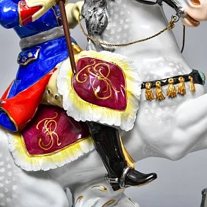 Антикварная Фарфоровая статуэтка «Старый Фриц. Король Пруссии Фридрих II на коне», SITZENDORF Германия.