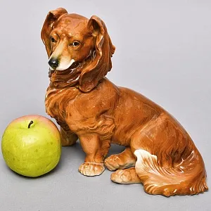 Коллекционная Фарфоровая статуэтка «Собака - Длинношерстная Такса», Karl Ens Германия.