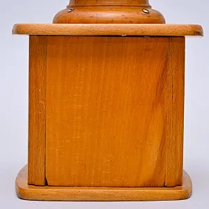 Коллекционная ручная механическая кофемолка «ARMIN» Бельгия, середина ХХвека.