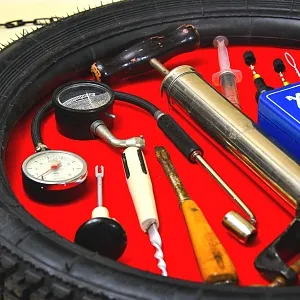 Коллекционное Рекламное Панно «Автомобильный ШИНОМОНТАЖ», СССР - 80 гг.