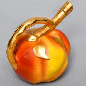 Фарфоровый Ликерный набор «ЯБЛОЧКИ» - 7 предметов, Франция, середина ХХ века. 