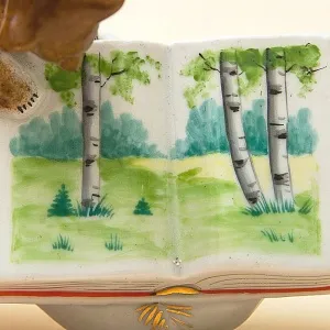 Фарфоровая статуэтка «Медведь с книгой», Октябрьский (Башкирский) фарфоровый завод СССР, 70-е гг.