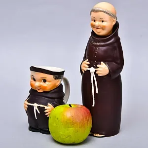 Штоф - Графин - Бутылка - Флакон для ликёра «Очаровательный Монах», GOEBEL Германия.