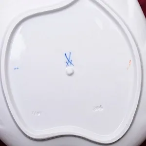 Сервировочная Тарелка - Блюдо - Мелочевница «Цветочная россыпь», Фарфор MEISSEN, Германия.