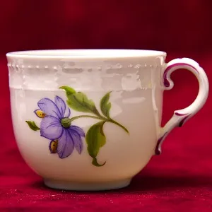 Коллекционная Кофейная пара «Синий цветок», фарфор Nymphenburg, Германия.