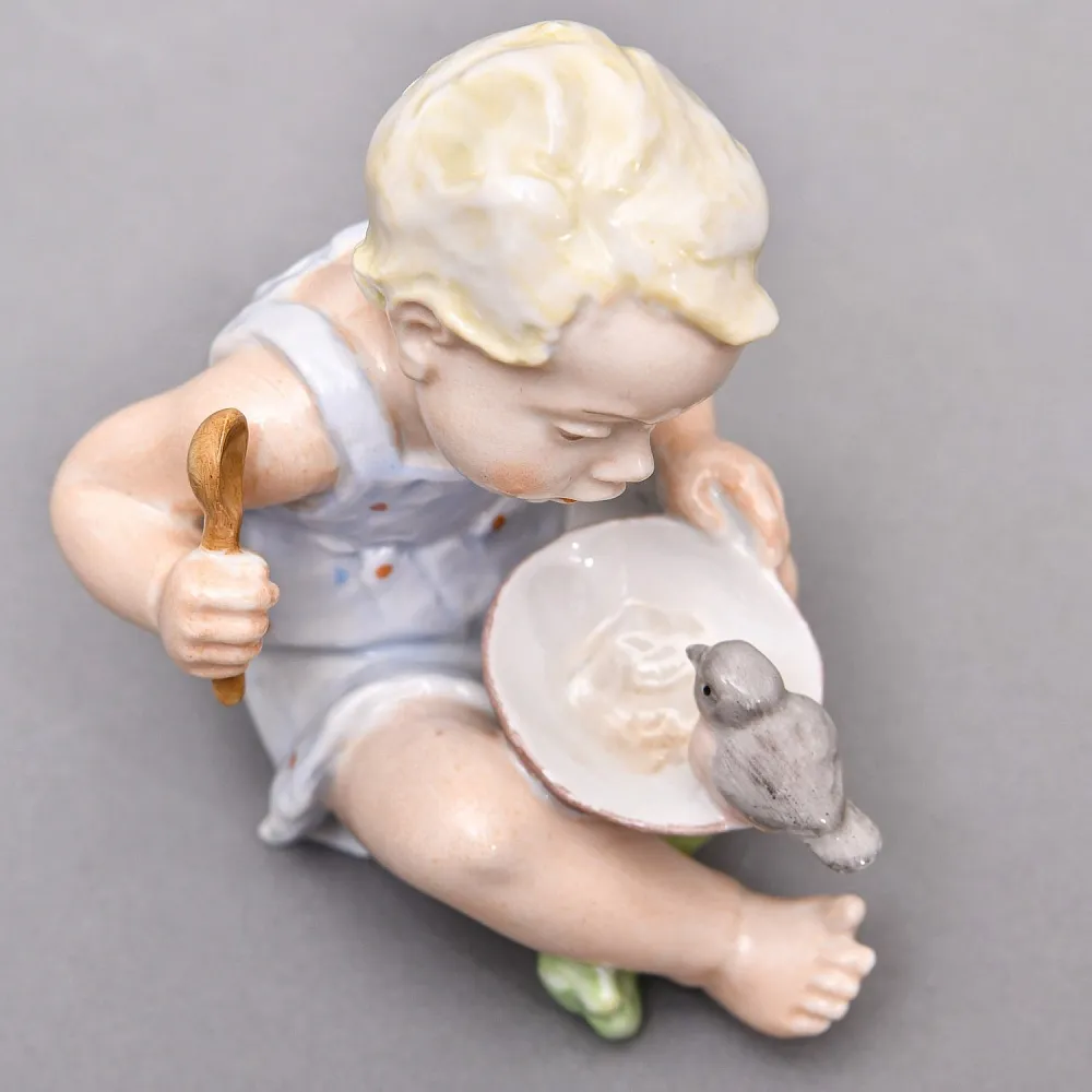Коллекционная Фарфоровая статуэтка «Завтрак вдвоем. Девочка и птица», ROSENTHAL Германия - 1938 год. 