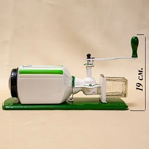 Старинная Настенная Ручная Механическая Кофемолка «PeDe» в стиле АРТ-Деко, Голландия.