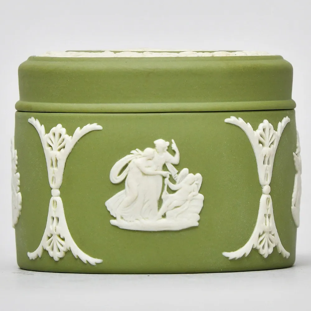 Коллекционная Шкатулка - Бонбоньерка «Античная Колесница», Яшмовый Фарфор WEDGWOOD, Англия.