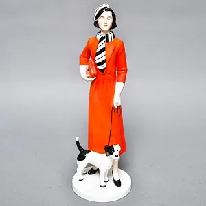 Большая Коллекционная Фарфоровая статуэтка «Сеньора Сант Анжело», GOEBEL Германия. 