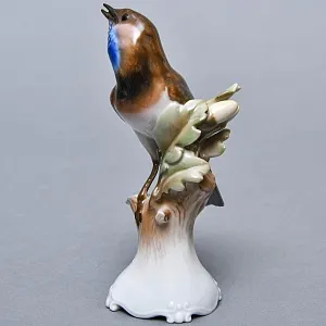 Коллекционная Фарфоровая статуэтка «Птица. Варакушка на дубовой ветке», ROSENTHAL Германия.