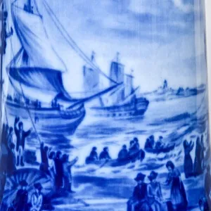 Коллекционная Пивная Кружка «Спуск Корабля на воду», фарфор, Berlin Design Германия -1980 год.