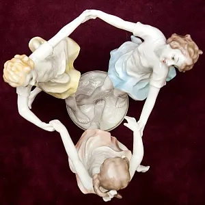 Фарфоровая Статуэтка «Майский Танец», Hutschenreuther, Германия -1955-1968 годы.