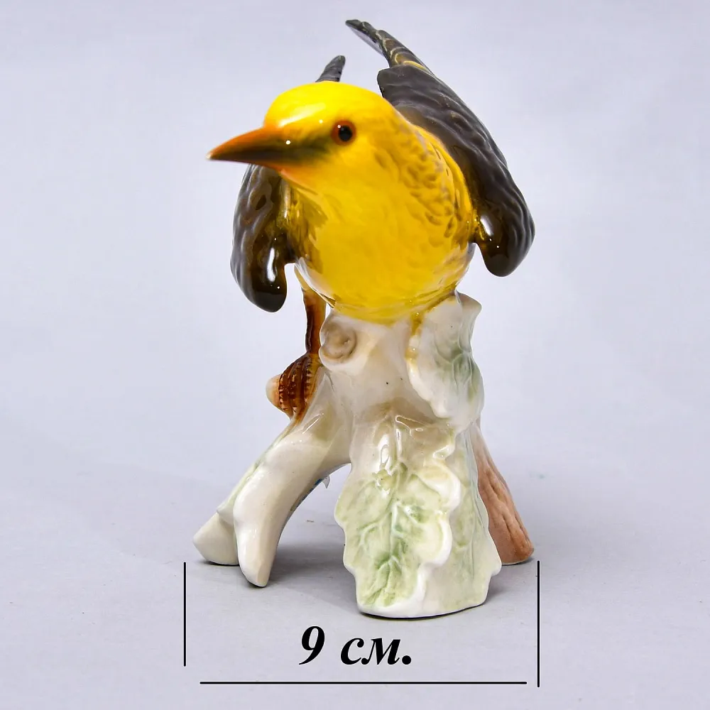 Коллекционная Фарфоровая статуэтка «Птица. ИВОЛГА», GOEBEL Германия, 1972 - 1979 годы.