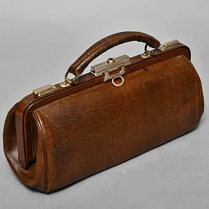 Старинная Дорожная Кожаная Сумка - Саквояж, Западная Германия начало ХХ века. 