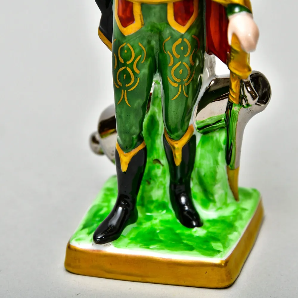 Коллекционная Фарфоровая Статуэтка «Солдат - Гусар», Германия - вторая половина ХХ века.